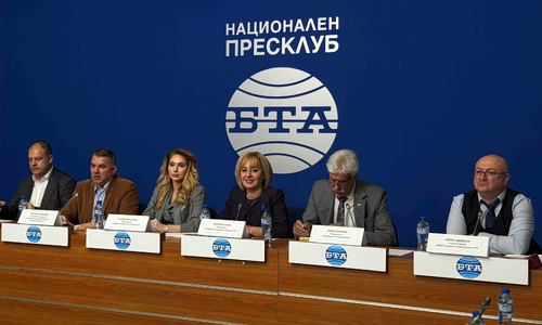 Председателят на КЗП Мария Филипова:  Мобилните оператори отказаха да участват в дискусията, организирана  от КЗП за решаването на проблемите в сектора на телекомуникациите
